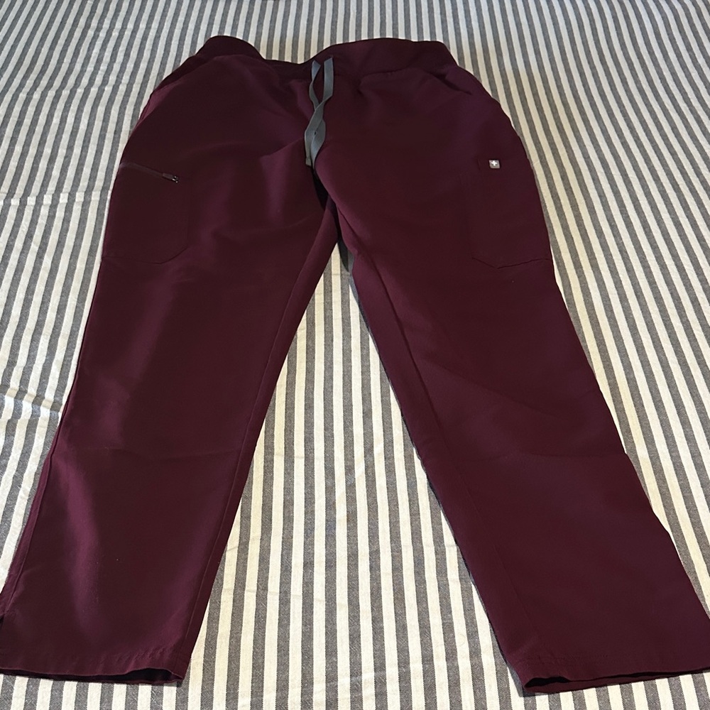 Women’s figs  Burgundy scrub  Pants
